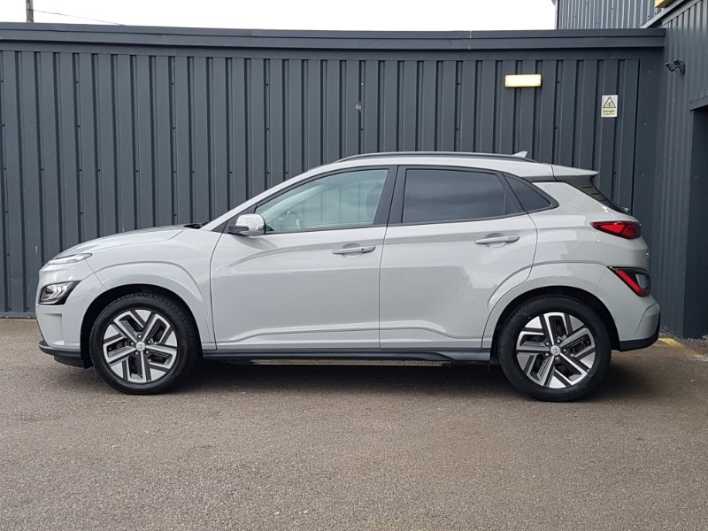 Used Hyundai KONA 2021 for sale - 77816649: Photo 4