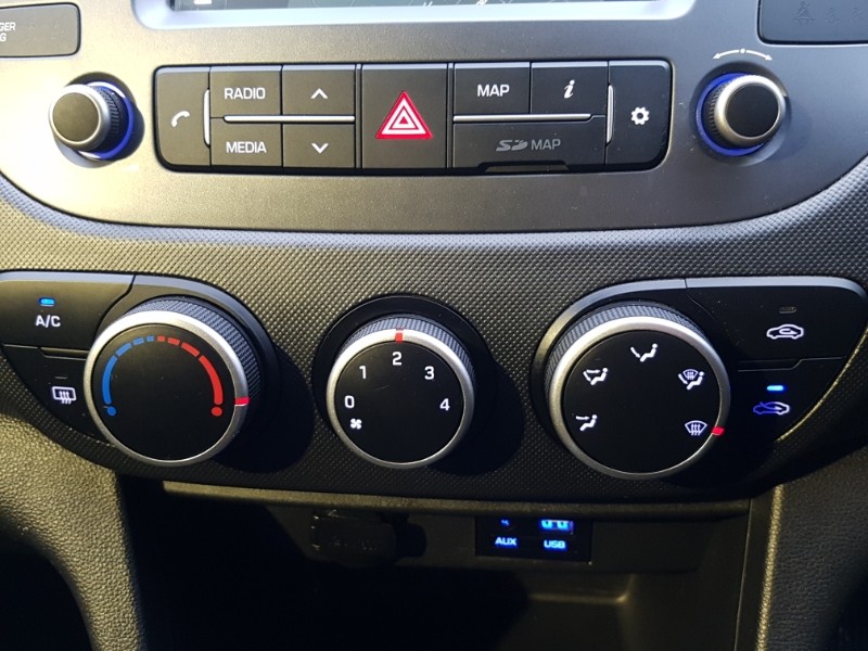 Used Hyundai i10 2018 for sale - 77536505: Photo 18