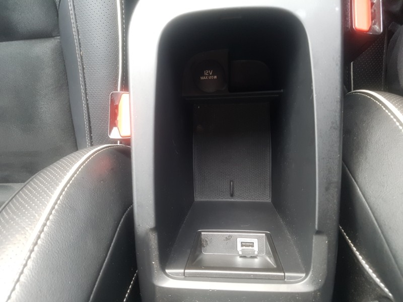 Used Volvo V40 2018 for sale - 76628955: Photo 18