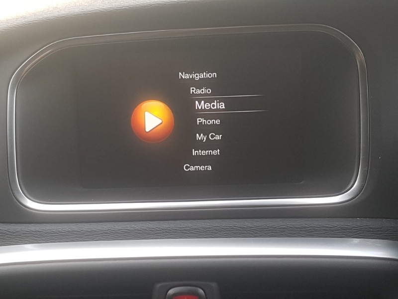 Used Volvo V40 2018 for sale - 76628955: Photo 19