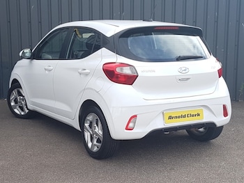 Used Hyundai i10 2021 for sale - 75486368: Photo