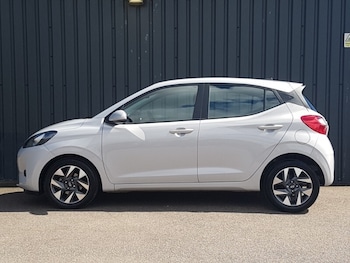 Used Hyundai i10 2025 for sale - 78642395: Photo