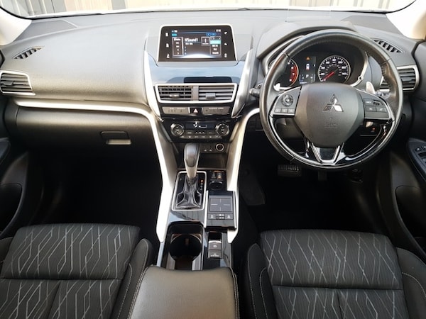 Used Mitsubishi Eclipse Cross 2018 for sale - 76258213: Photo 2