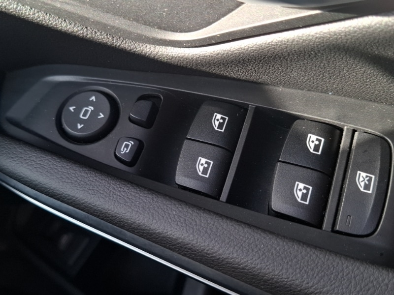 Used BMW 3 Series 2024 for sale - 76651764: Photo 18