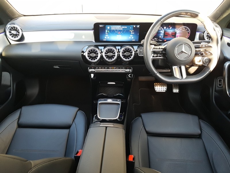 Used Mercedes-Benz CLA 2024 for sale - 76901960: Photo 2