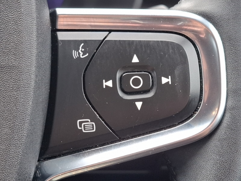 Used Volvo XC40 2022 for sale - 76656633: Photo 15