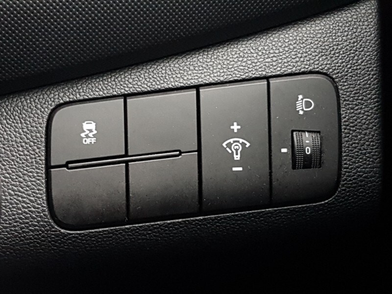 Used Hyundai i10 2017 for sale - 76493428: Photo 13