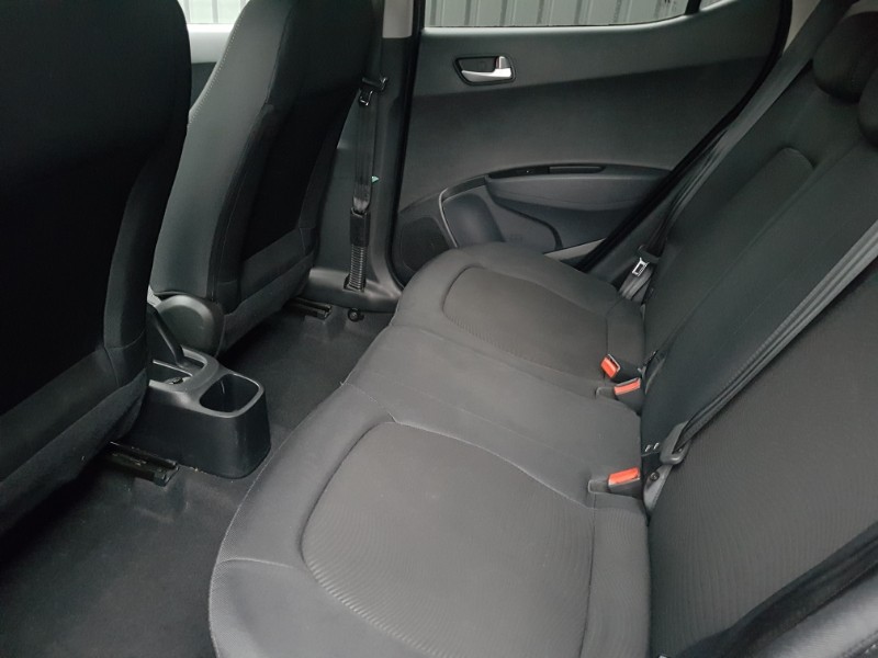 Used Hyundai i10 2017 for sale - 76493428: Photo 6