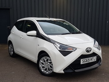 Used Toyota AYGO 2020 for sale - 77664206: Photo