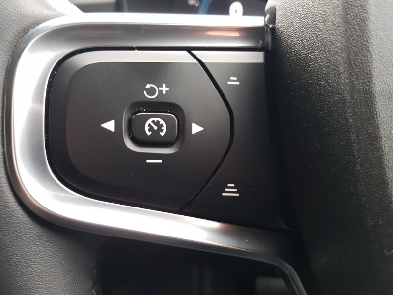 Used Volvo XC40 2023 for sale - 77126695: Photo 14