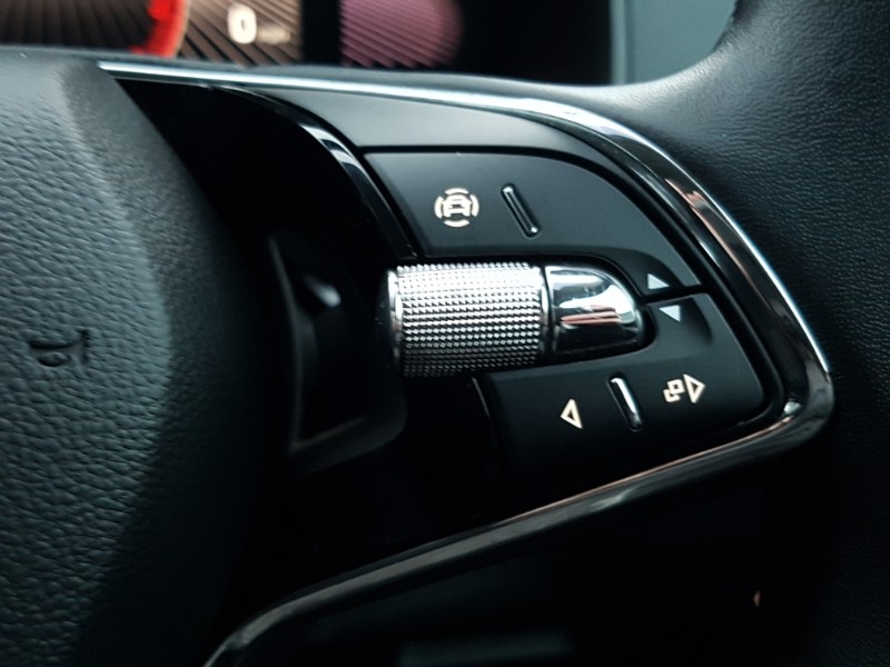 Used Skoda Karoq 2023 for sale - 76815851: Photo 15