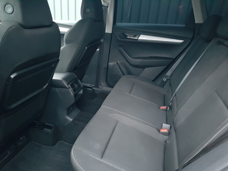 Used Skoda Karoq 2023 for sale - 76815851: Photo 6