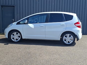 Used Honda Jazz 2014 for sale - 79823077: Photo