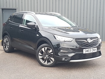 Vauxhall - Grandland X