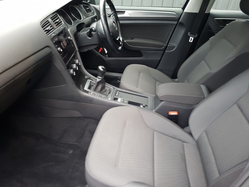 Used Volkswagen Golf 2018 for sale - 77424434: Photo 5