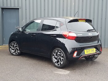 Used Hyundai i10 2021 for sale - 78126276: Photo