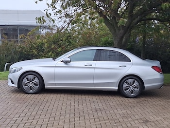 Used Mercedes-Benz C Class 2018 for sale - 76937814: Photo