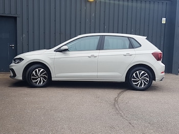 Used Volkswagen Polo 2024 for sale - 78936783: Photo