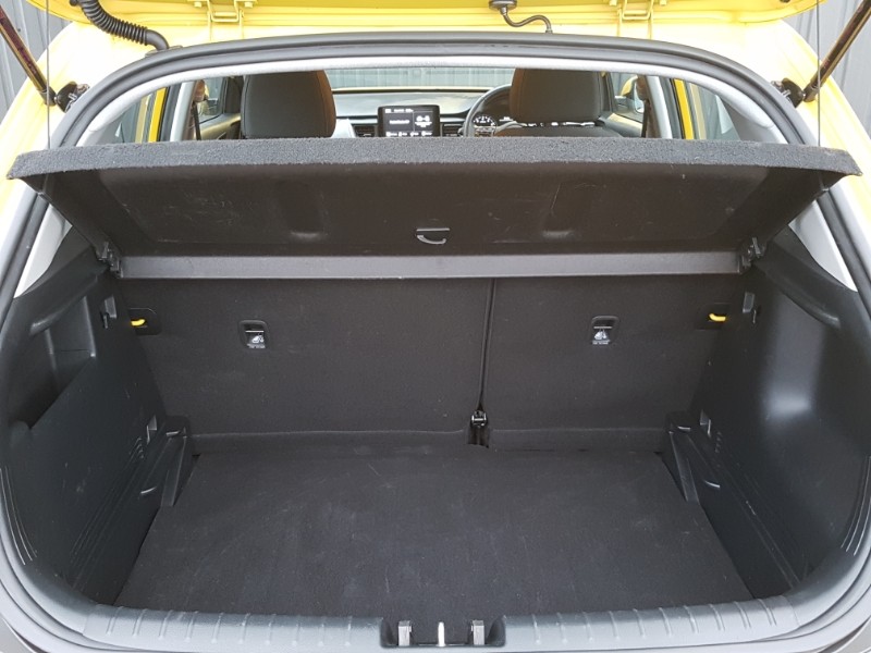 Used Kia Stonic 2023 for sale - 77611130: Photo 8