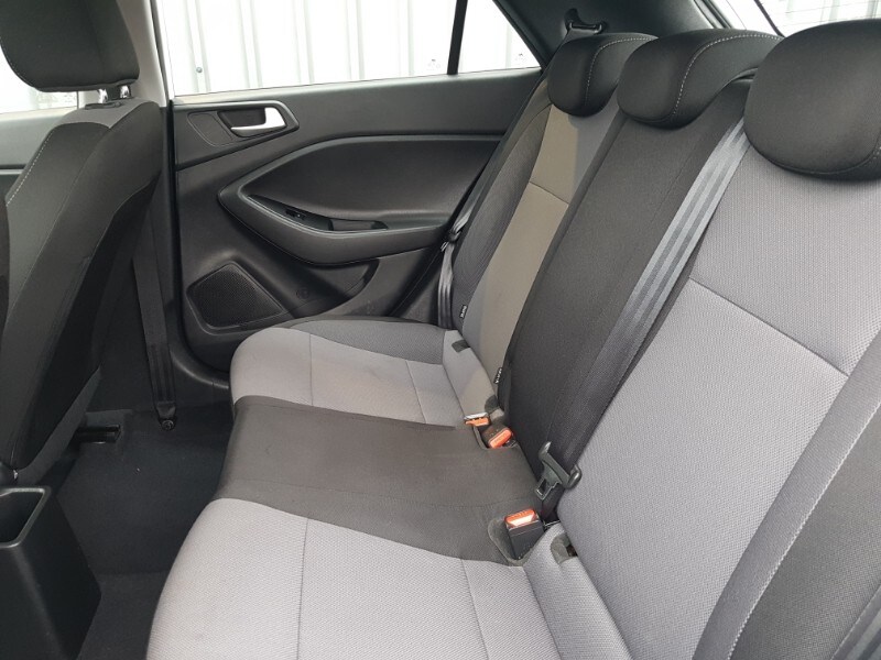 Used Hyundai i20 2017 for sale - 78178774: Photo 6