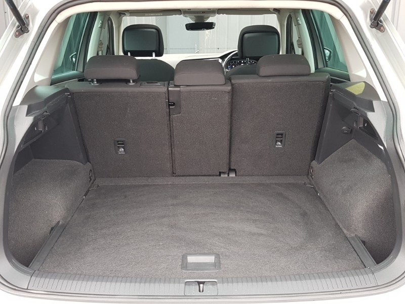 Used Volkswagen Tiguan 2019 for sale - 78126300: Photo 8