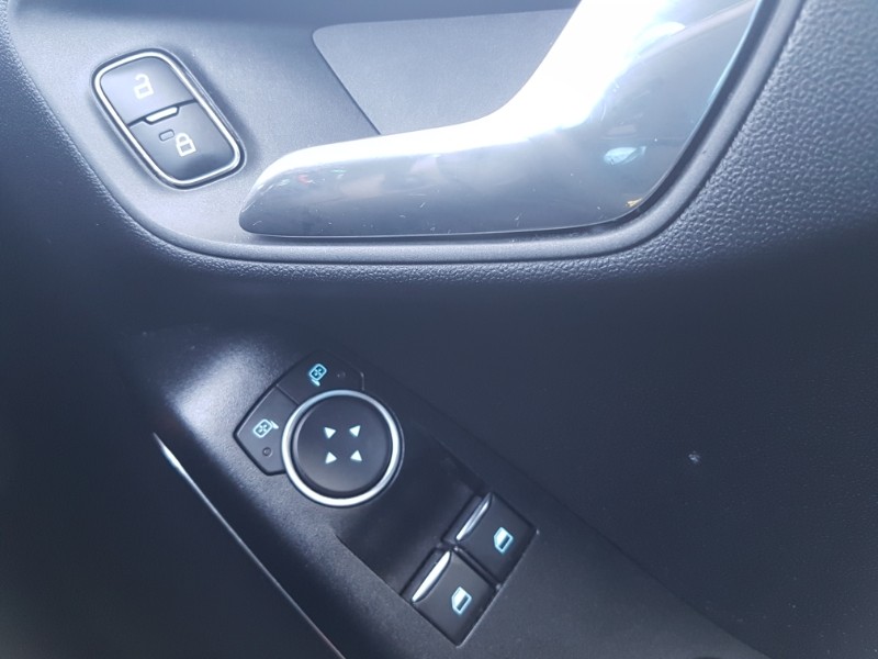 Used Ford Fiesta 2018 for sale - 77343039: Photo 12