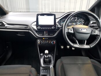 Used Ford Fiesta 2018 for sale - 77343039: Photo