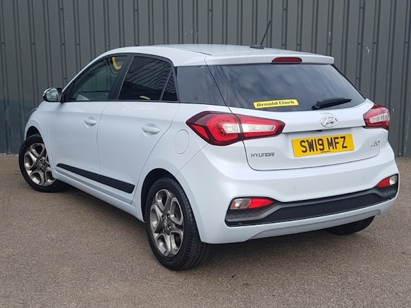 Used Hyundai i20 2019 for sale - 76237894: Photo 3
