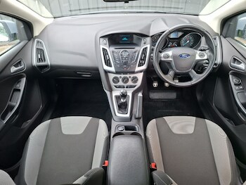 Used Ford Focus 2014 for sale - 79247403: Photo