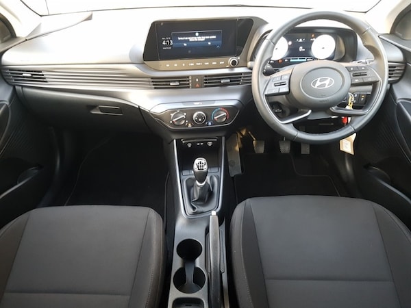 Used Hyundai i20 2024 for sale - 76258183: Photo 2