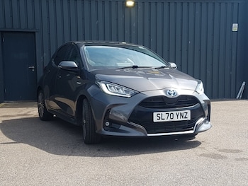 Used Toyota Yaris 2021 for sale - 79101463: Photo