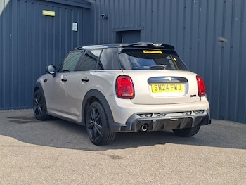 Used MINI Cooper 2024 for sale - 79525733: Photo