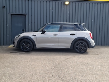 Used MINI Cooper 2024 for sale - 79525733: Photo