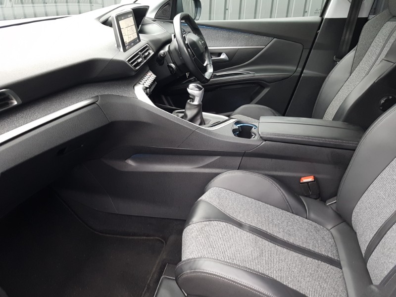 Used Peugeot 5008 2018 for sale - 76745790: Photo 5