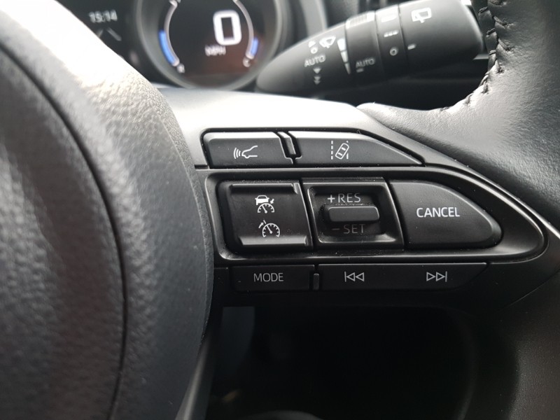 Used Toyota Yaris Cross 2023 for sale - 77623735: Photo 14