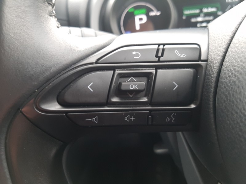 Used Toyota Yaris Cross 2023 for sale - 77623735: Photo 15