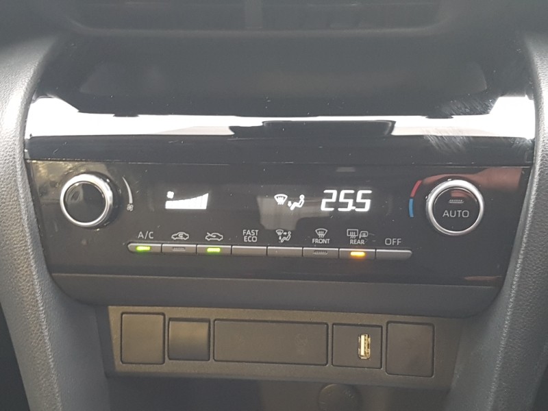 Used Toyota Yaris Cross 2023 for sale - 77623735: Photo 18