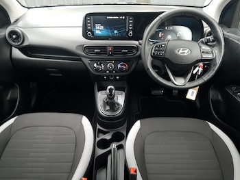 Used Hyundai i10 2025 for sale - 76683800: Photo