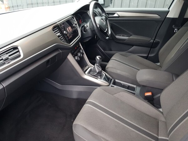 Used Volkswagen T-Roc 2020 for sale - 76187909: Photo 5