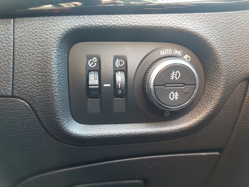 Used Vauxhall Astra 2018 for sale - 77544531: Photo 13