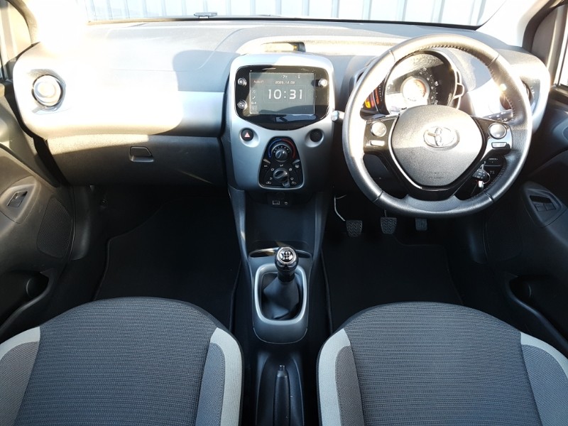 Used Toyota AYGO 2020 for sale - 76875488: Photo 2
