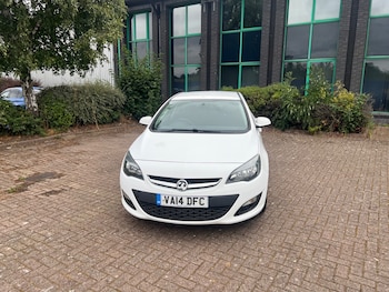 Used Vauxhall Astra 2014 for sale - 79617007: Photo