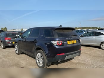 Used Land Rover Discovery Sport 2016 for sale - 79700660: Photo