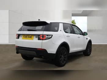 Used Land Rover Discovery Sport 2015 for sale - 79700647: Photo