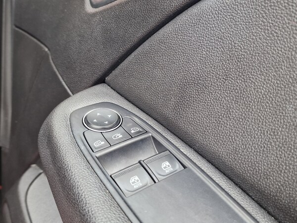 Used Renault Clio 2020 for sale - 75304133: Photo 12