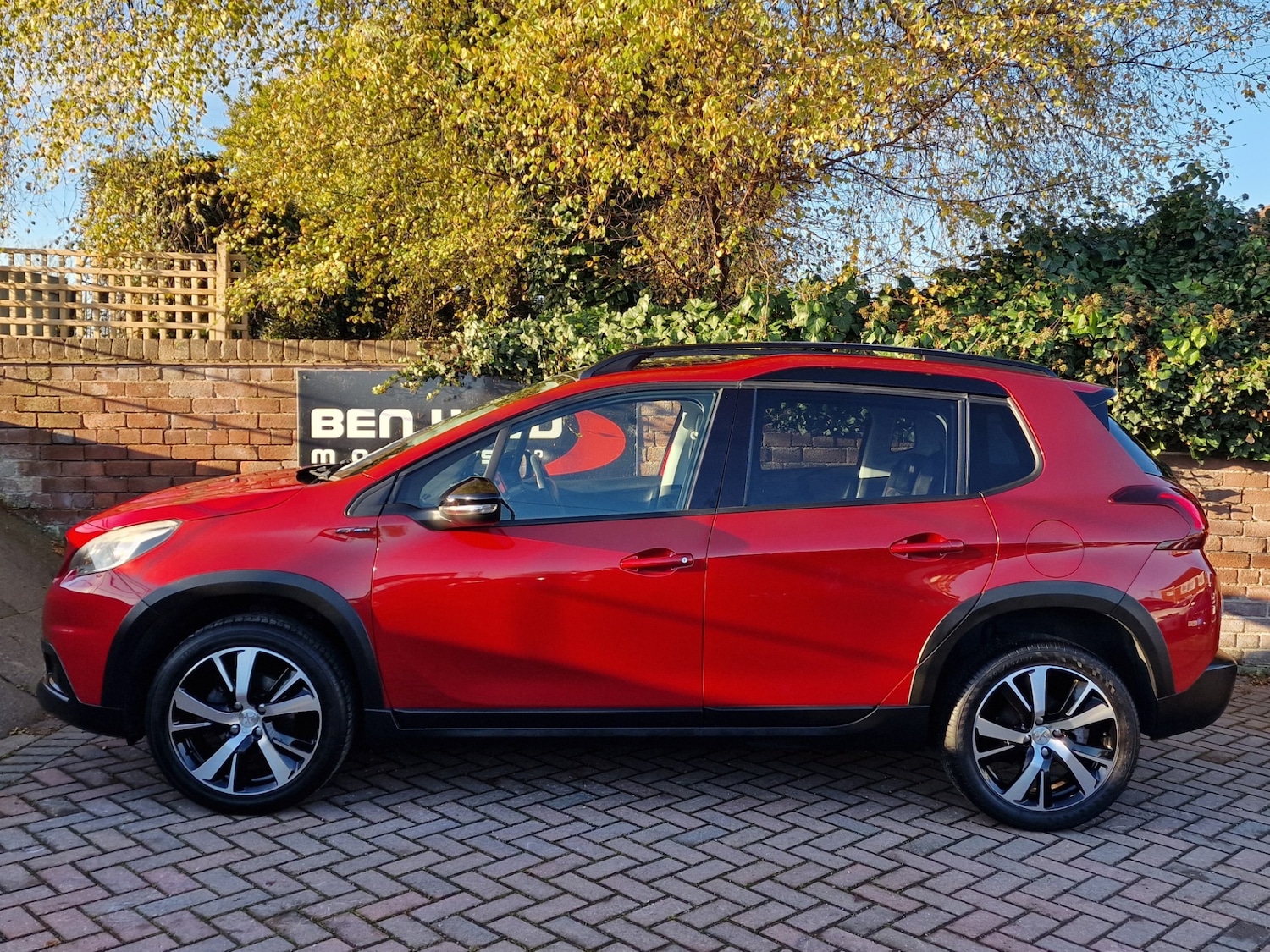 Used Peugeot 2008 2016 for sale - 76696250: Photo 2