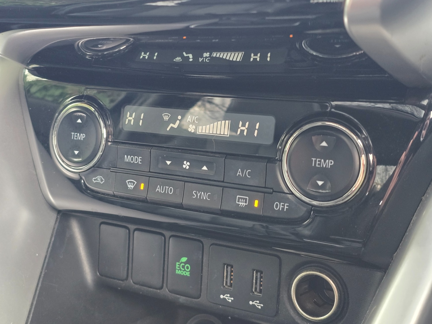 Used Mitsubishi Eclipse Cross 2018 for sale - 77078072: Photo 27