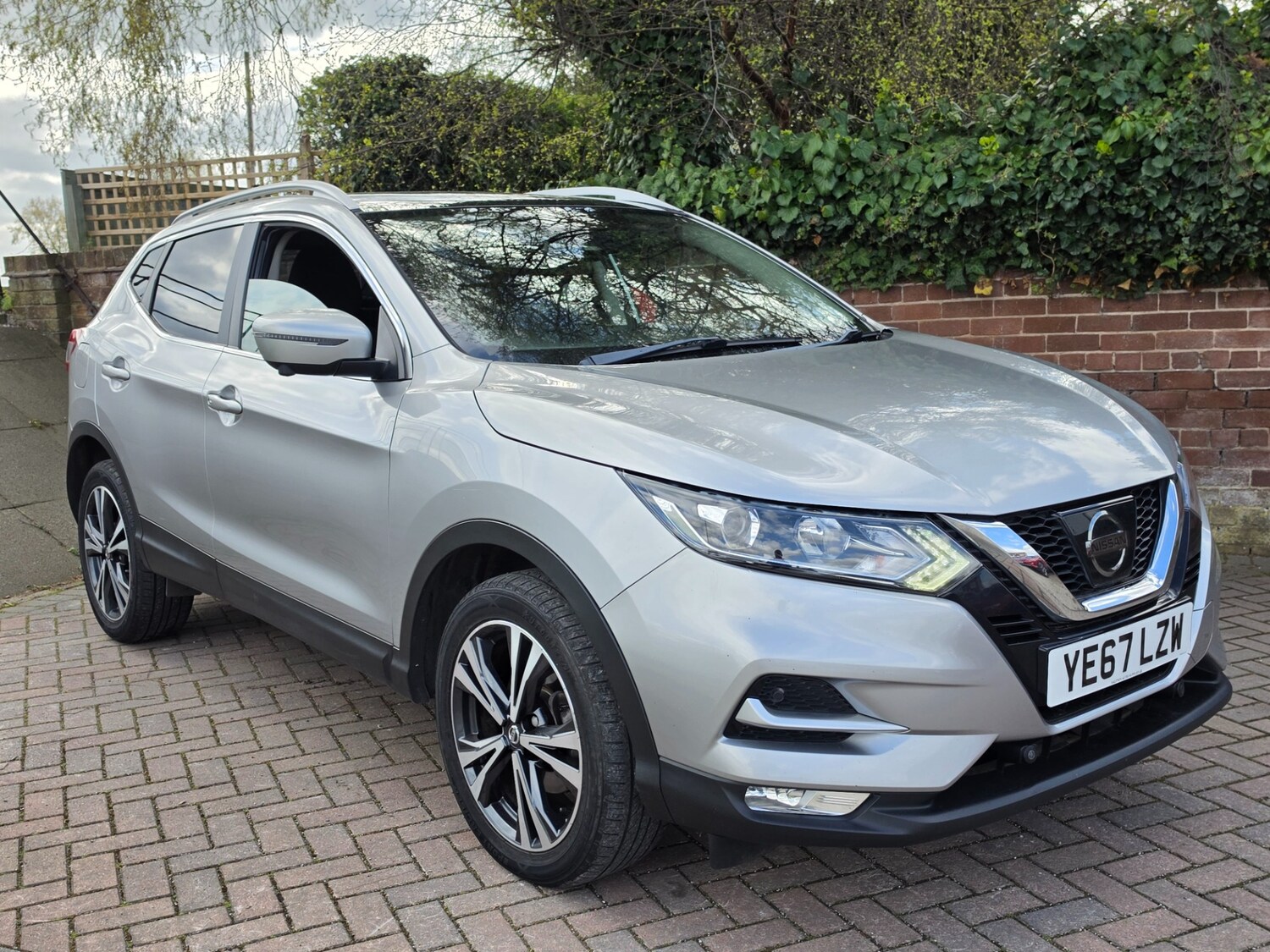 Used Nissan Qashqai 2017 for sale - 78199314: Photo 11
