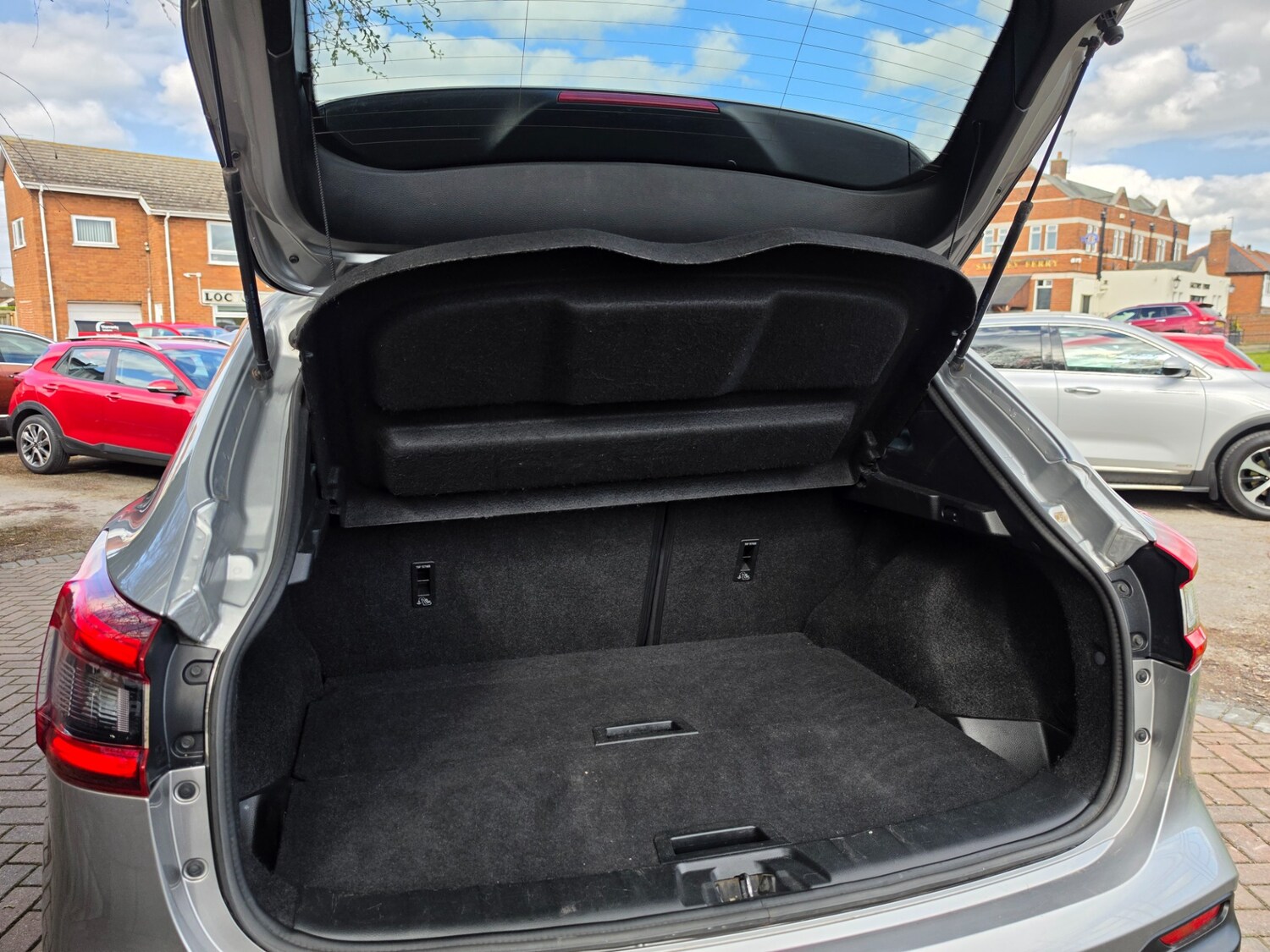 Used Nissan Qashqai 2017 for sale - 78199314: Photo 24