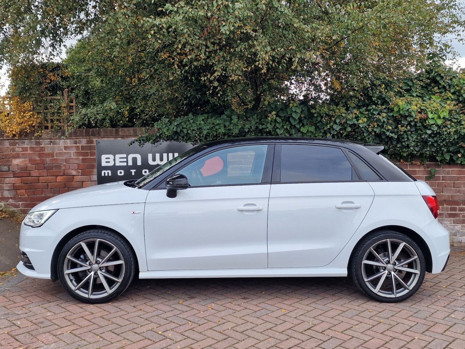 Used Audi A1 2016 for sale - 76208893: Photo 2